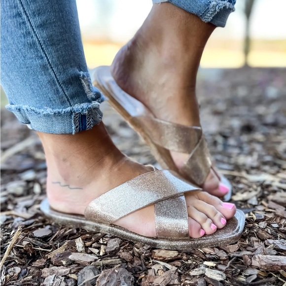 STEVE MADDEN Gold Glitter Jelly HORIZON Slide Sandal NIB - Picture 2 of 7